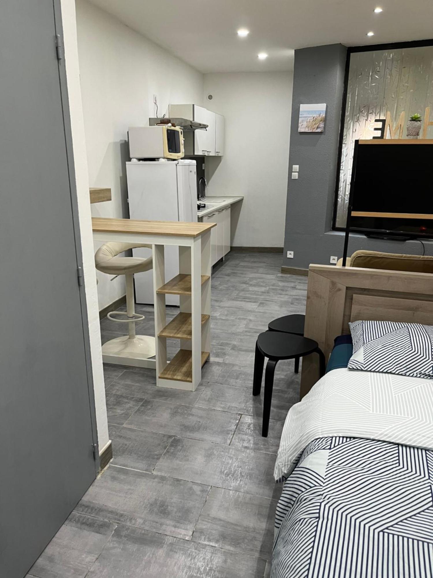 Grand Studio Lunel  Luaran gambar
