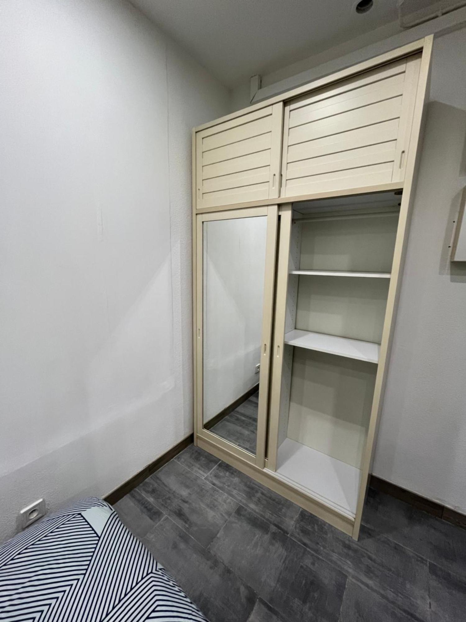 Grand Studio Lunel  Luaran gambar