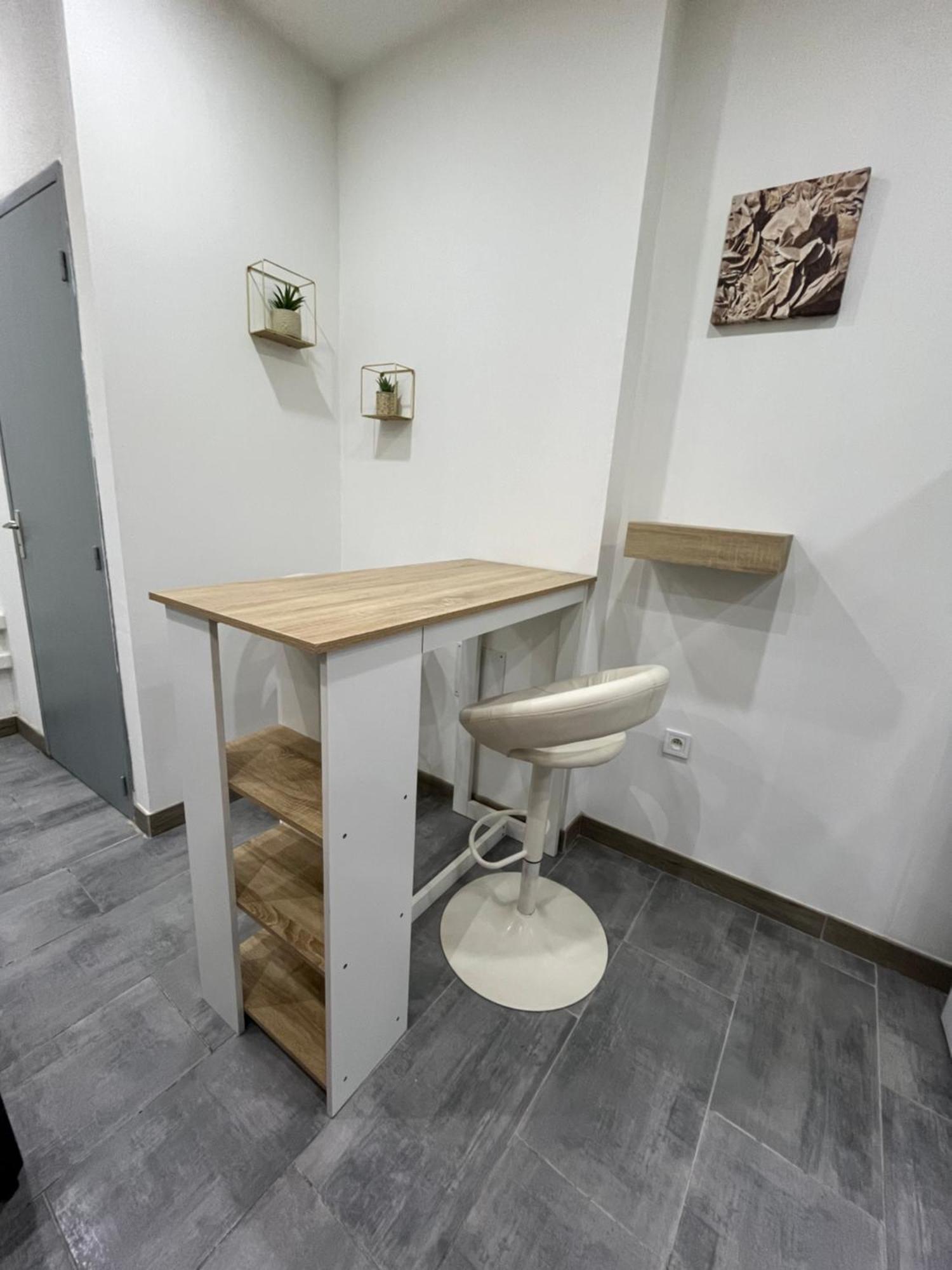 Grand Studio Lunel  Luaran gambar